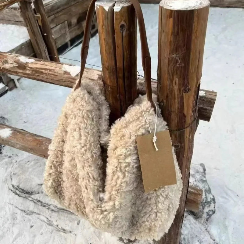 Naomi Sherpa Fleece Bag - Image 3 of 4
