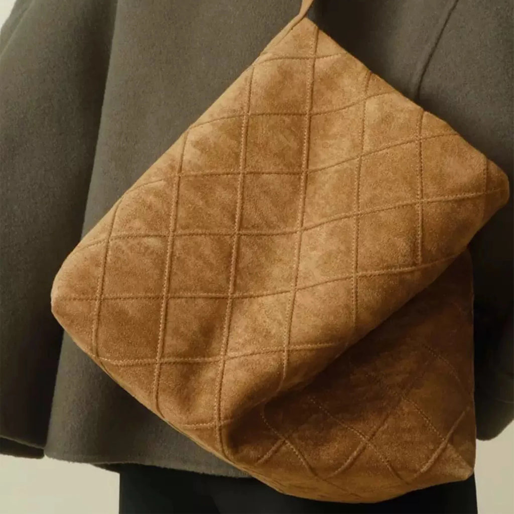 Julienne  Quilted Bag - Image 4 of 6