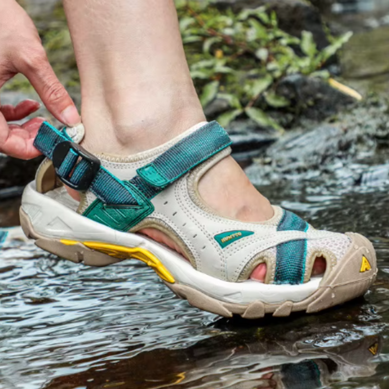 Cascade Trek Sandals