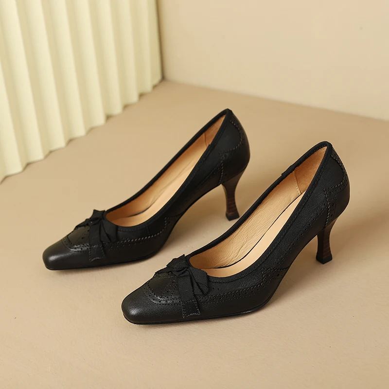 Square Toe Vintage Leather Bowknot Heels