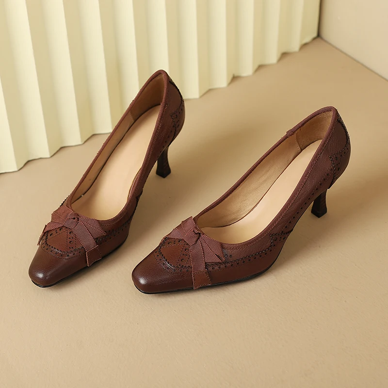 Square Toe Vintage Leather Bowknot Heels
