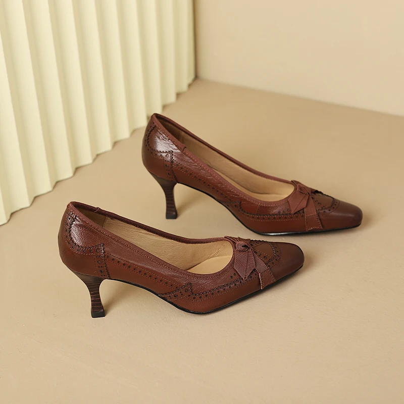 Square Toe Vintage Leather Bowknot Heels