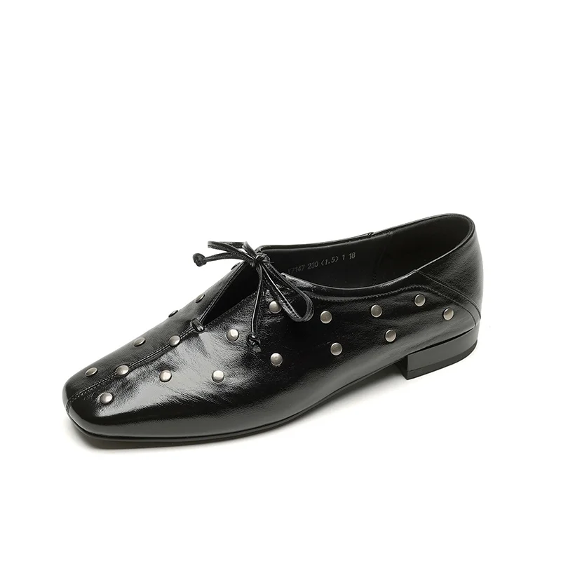 Rivanne Rivet Flats