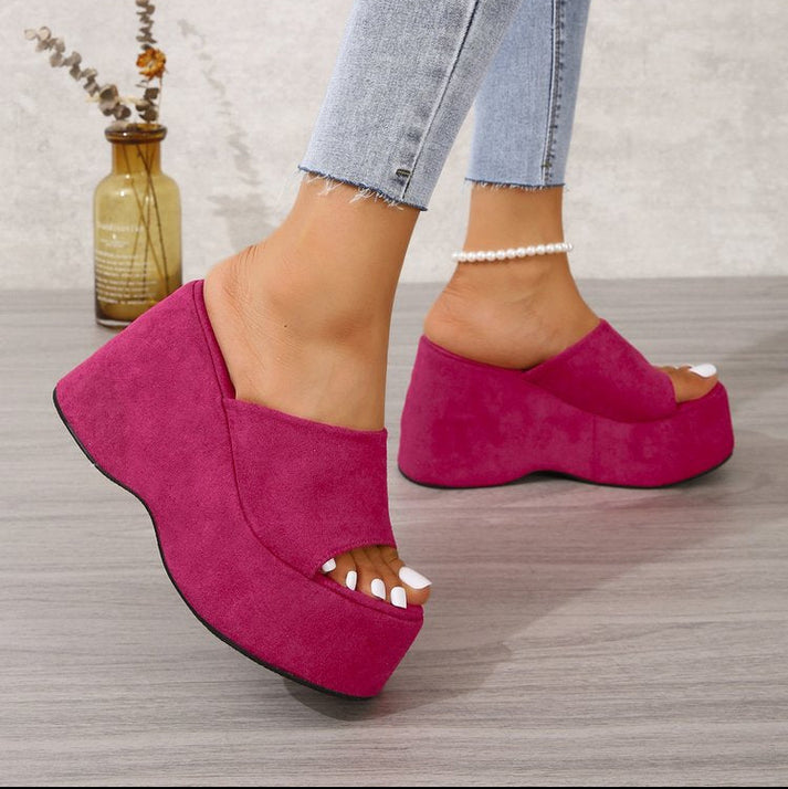 Noami Platform Heel - Image 3 of 11