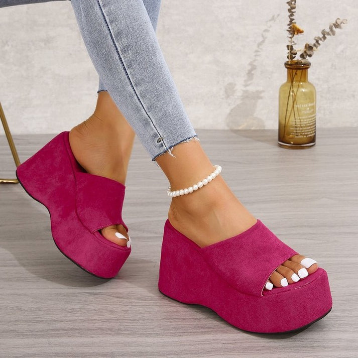 Noami Platform Heel - Image 4 of 11