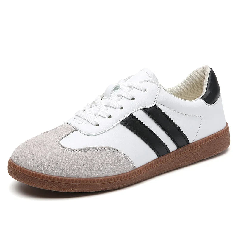 Brooklyn Low-Top Sneakers