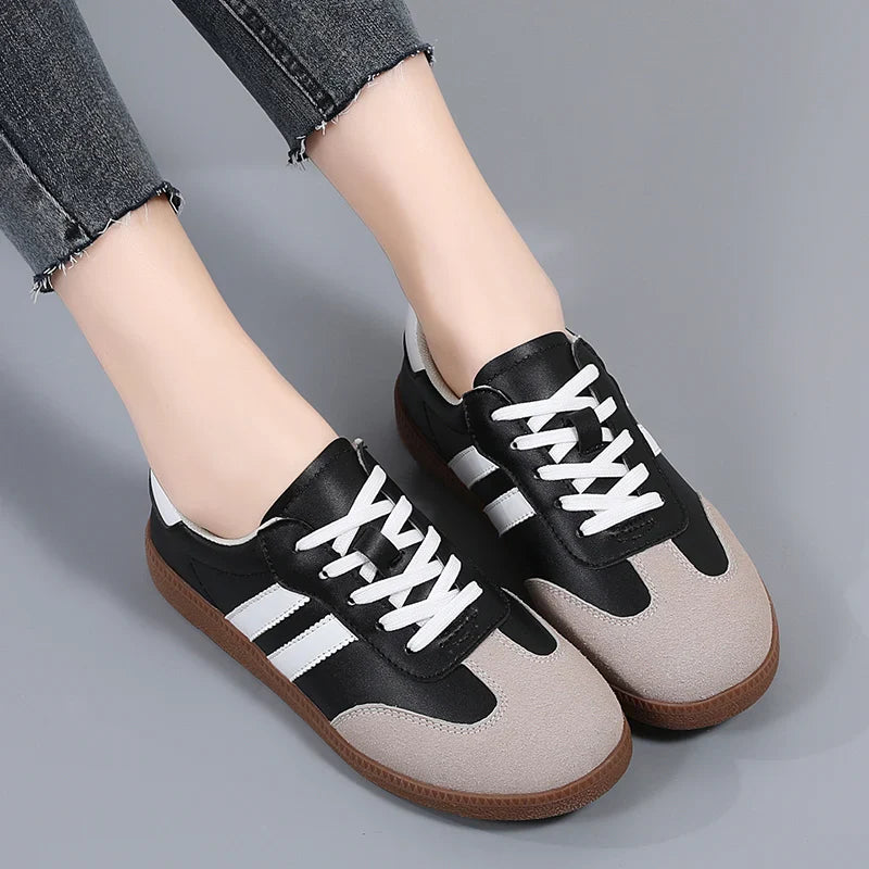 Brooklyn Low-Top Sneakers