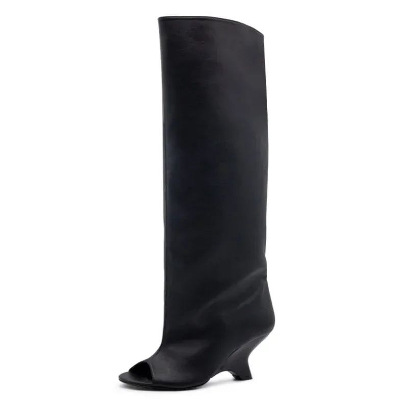 Leyla Boot - Image 2 of 21