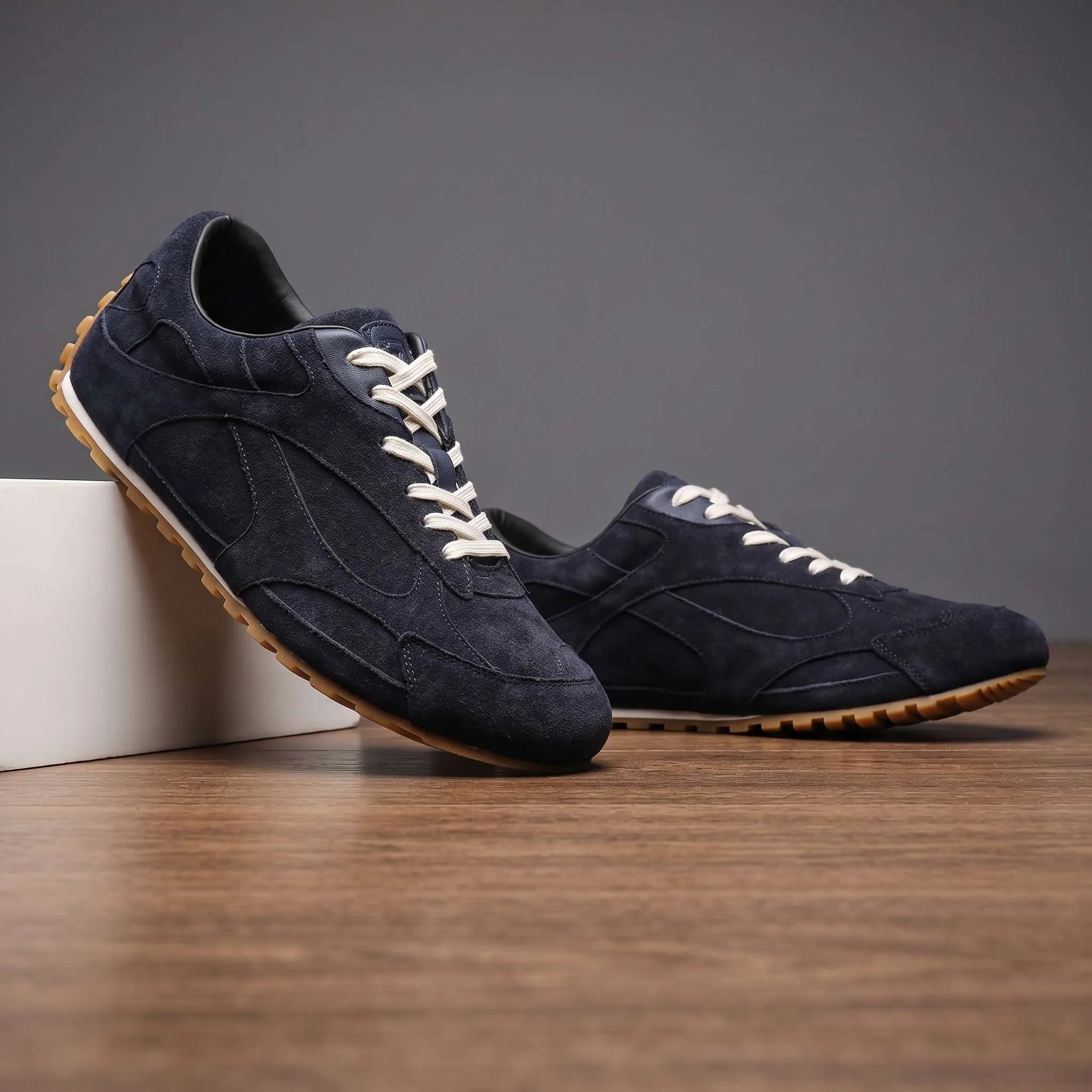 magnific__ullra-close-up-low-angle-realistic-product-photo-o__89882.png
